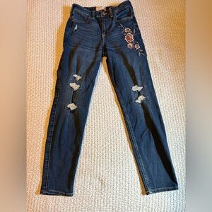 Abercrombie Slim Fit‎ Ripped Kids Jeans